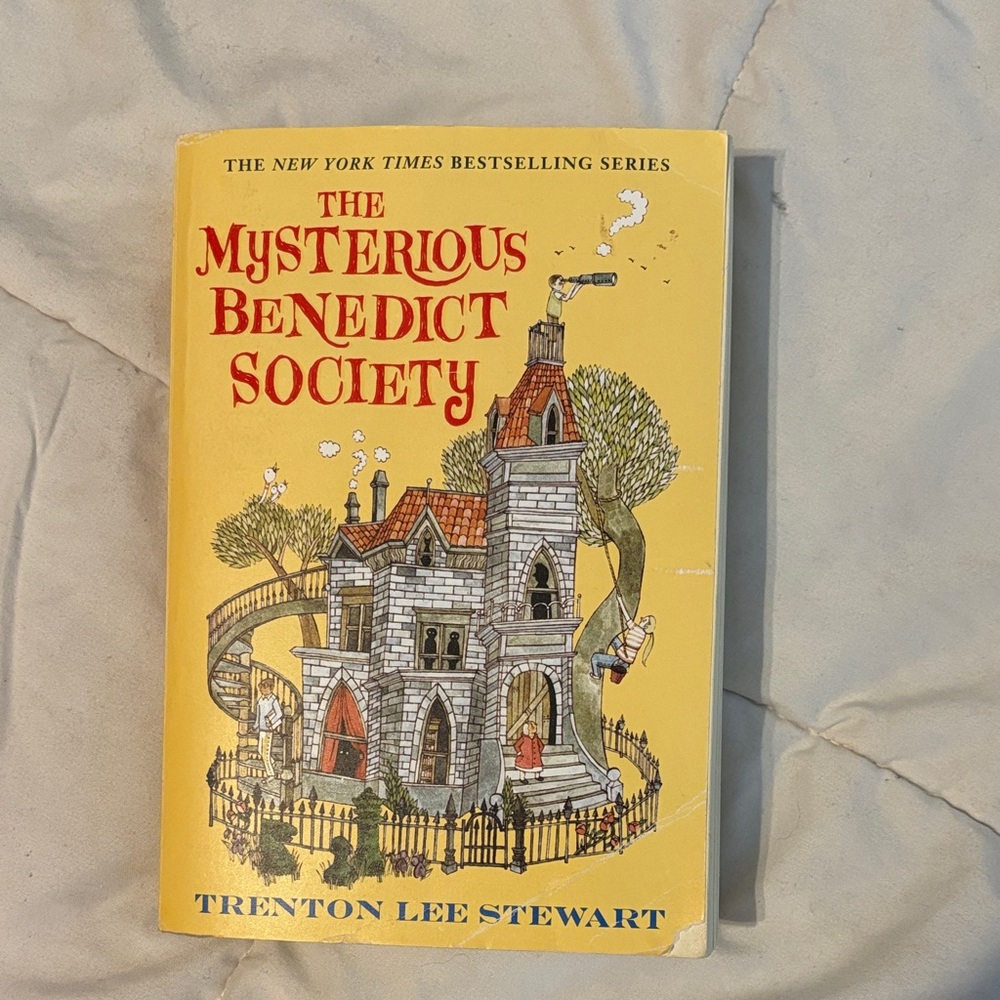 The Mysterious Benedict Society Book